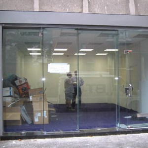 shop front door repair Valinda